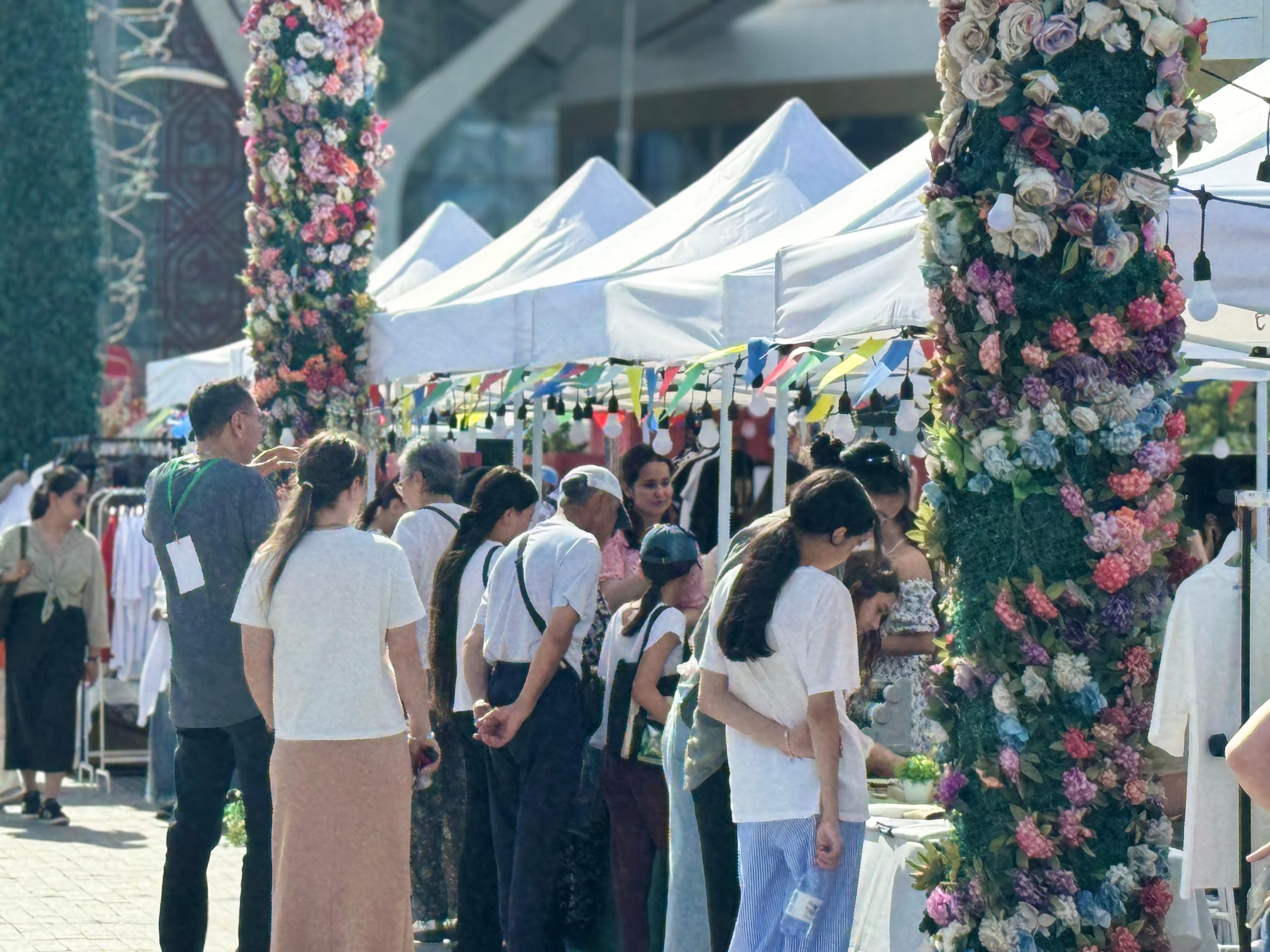 На территории делового комплекса EXPO открылась ярмарка Garage Fest