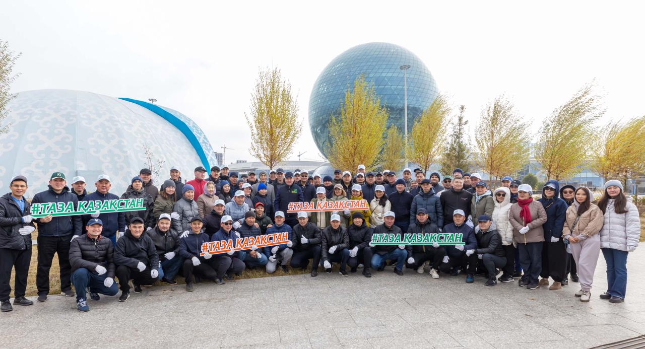 «Таза Қазақстан»: EXPO іскерлік кешенінің аумағында 400-ден астам ағаш отырғызылды