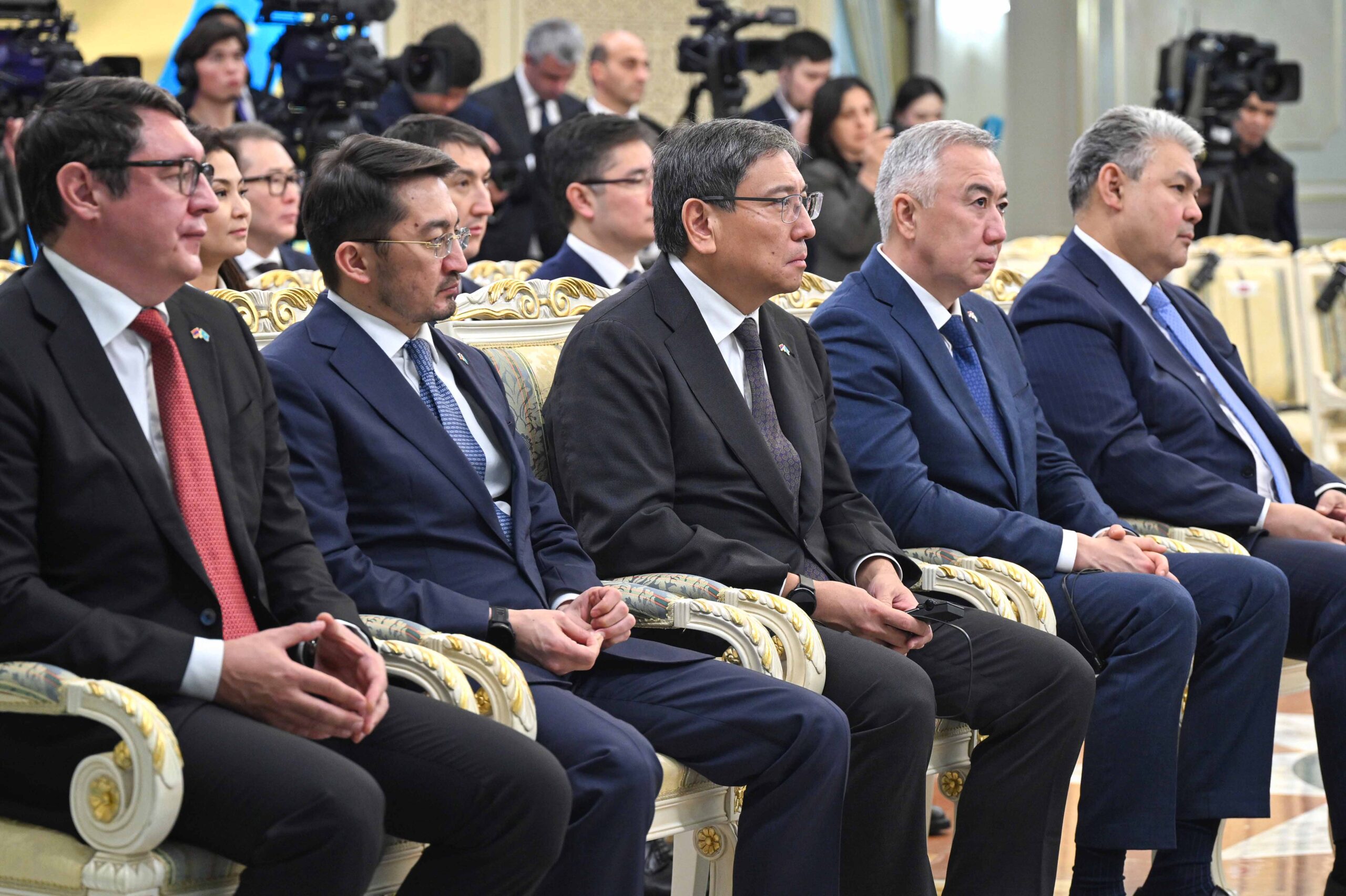 Қасым-Жомарт Тоқаев пен Никол Пашинян БАҚ өкілдеріне арналған брифинг өткізді