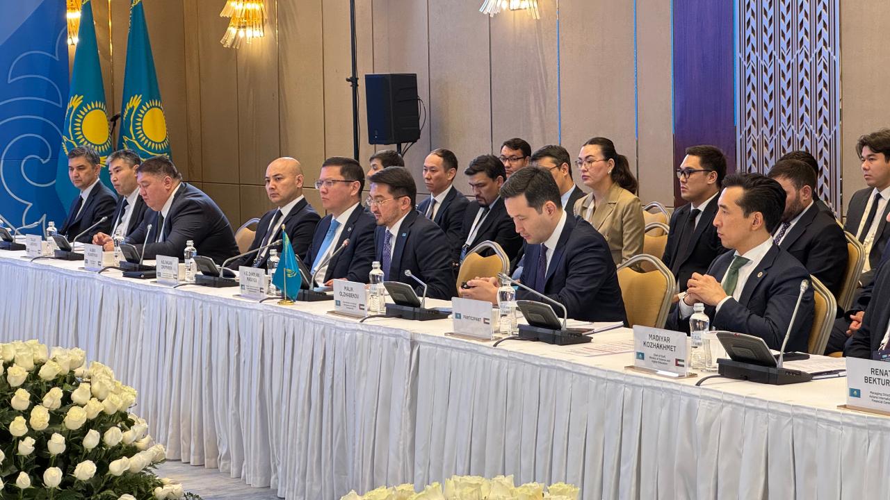 Қазақстан мен БАӘ стратегиялық серіктестікті күшейтеді: Астанада Үкіметаралық комиссияның 10-отырысы өтті