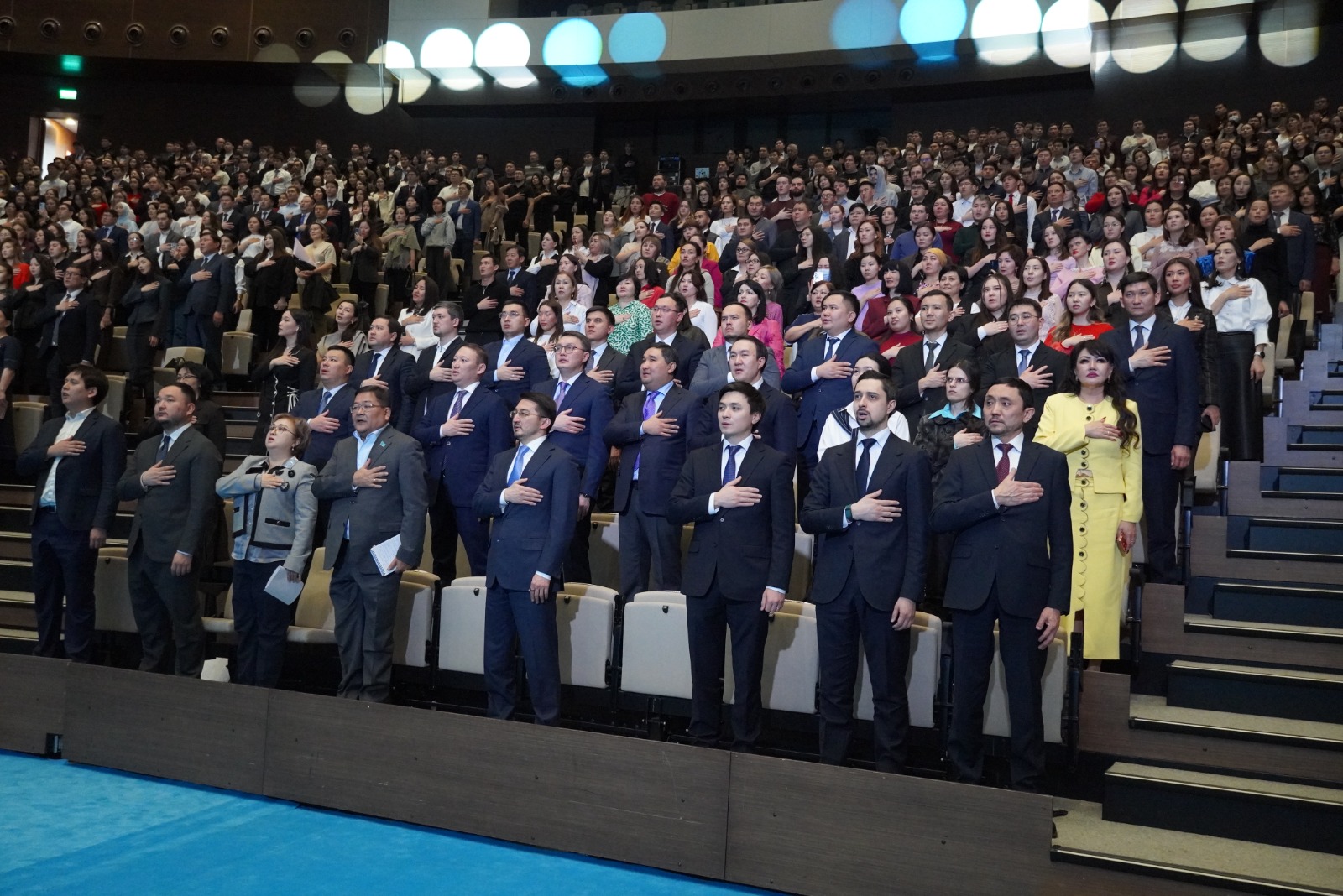 Защита прав казахстанцев в цифровую эпоху: разъяснение норм новой Конституции в МИИЦР